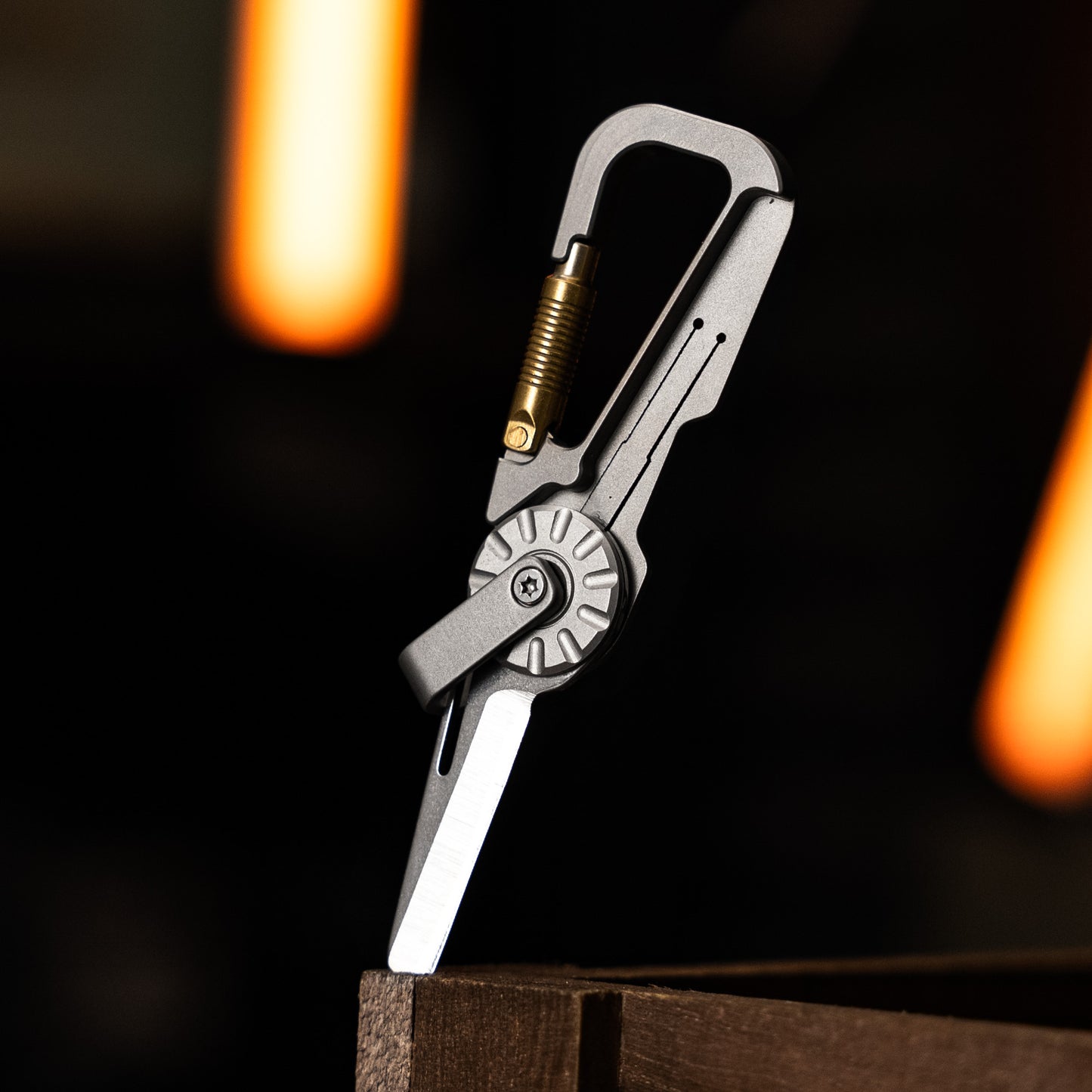 Titanium Carabiner with Folding Knife