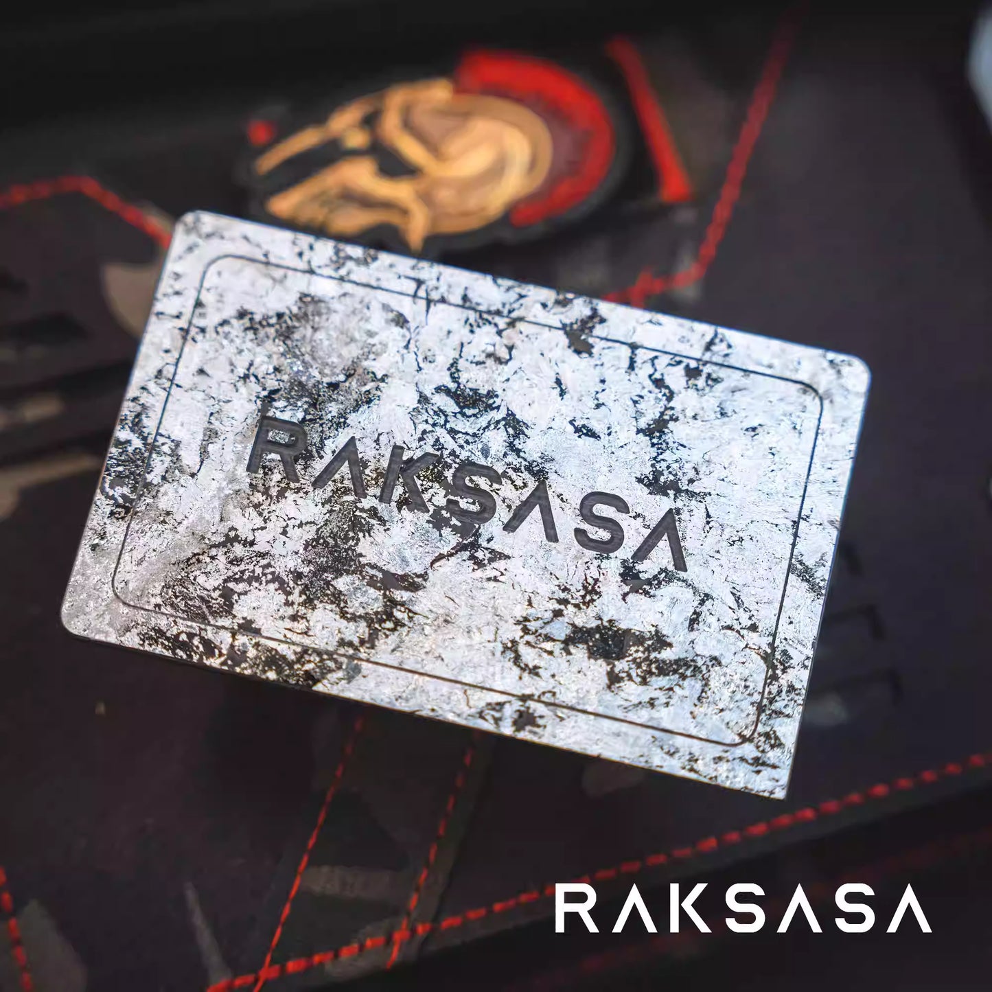 RAKSASA Carbon Fiber EDC Card Knife - Dual-Sided Gold and Silver