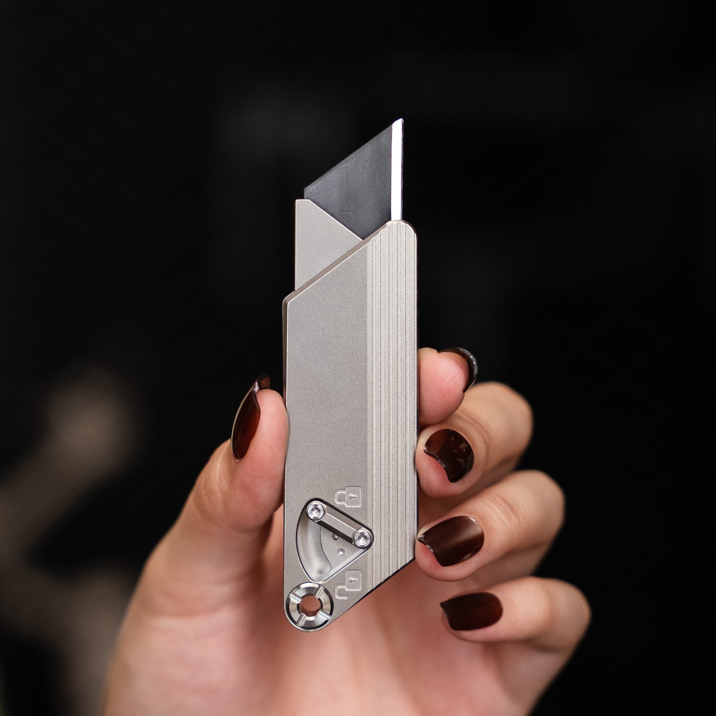 CT7 Titanium Utility Knife