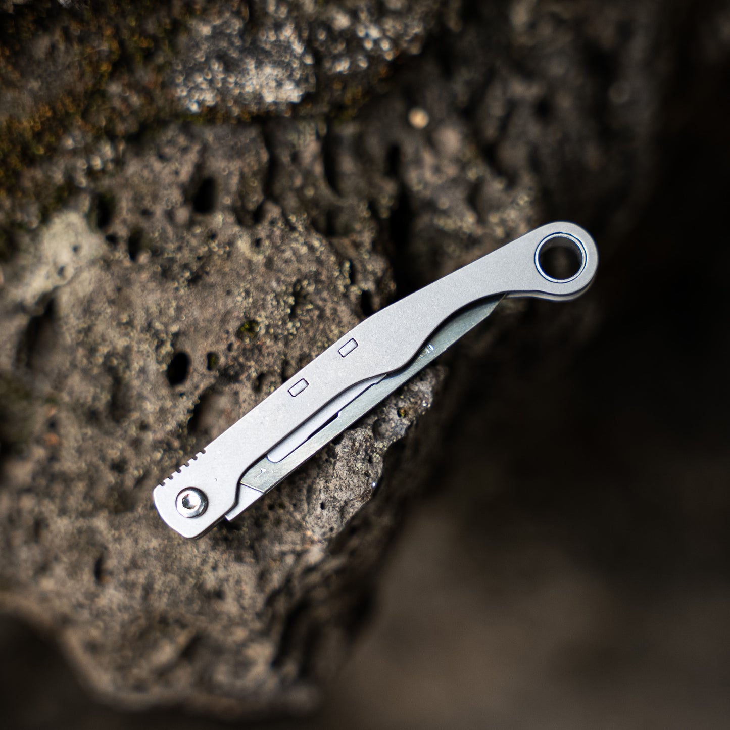 CT1 Titanium EDC Pocket Utility Knife