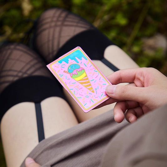 Gain Dart T0 2311 Double-Sided Titanium Card Knife – Ice Cream