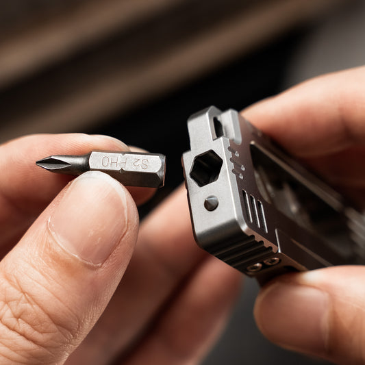 Titanium 8-in-1 Magnetic Screwdriver Integrated Pocket Multi-Tool