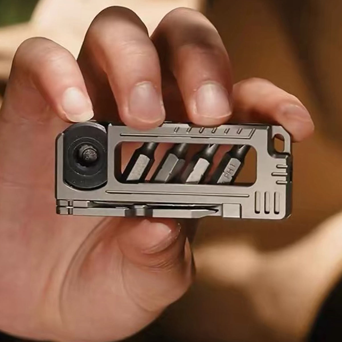 Titanium 8-in-1 Magnetic Screwdriver Integrated Pocket Multi-Tool