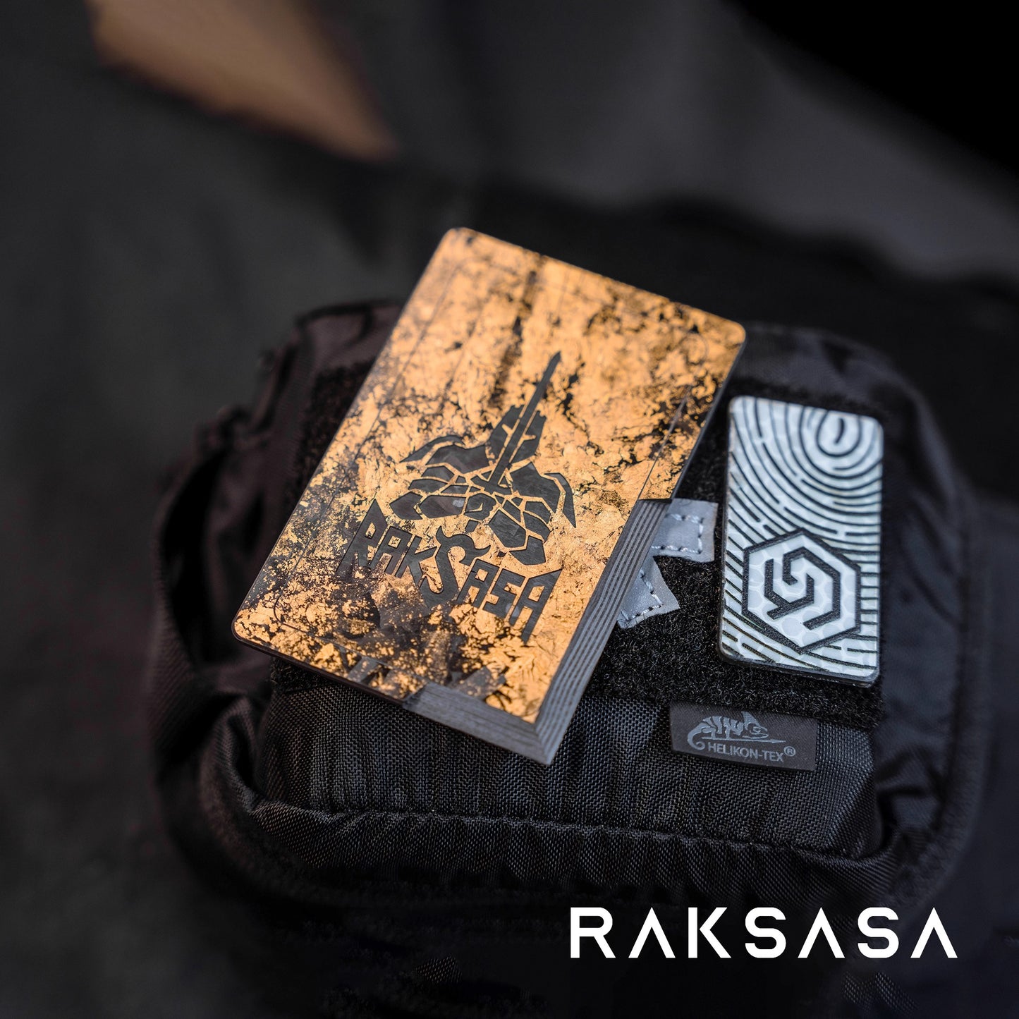 RAKSASA Carbon Fiber EDC Card Knife - Dual-Sided Gold and Silver